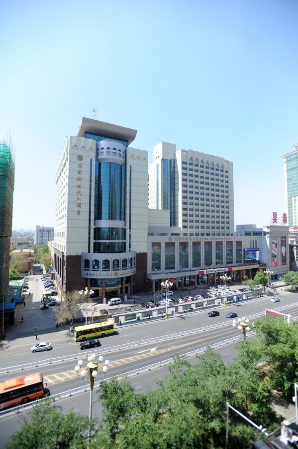 Urumqi Mingyuan New Times Hotel Екстер'єр фото